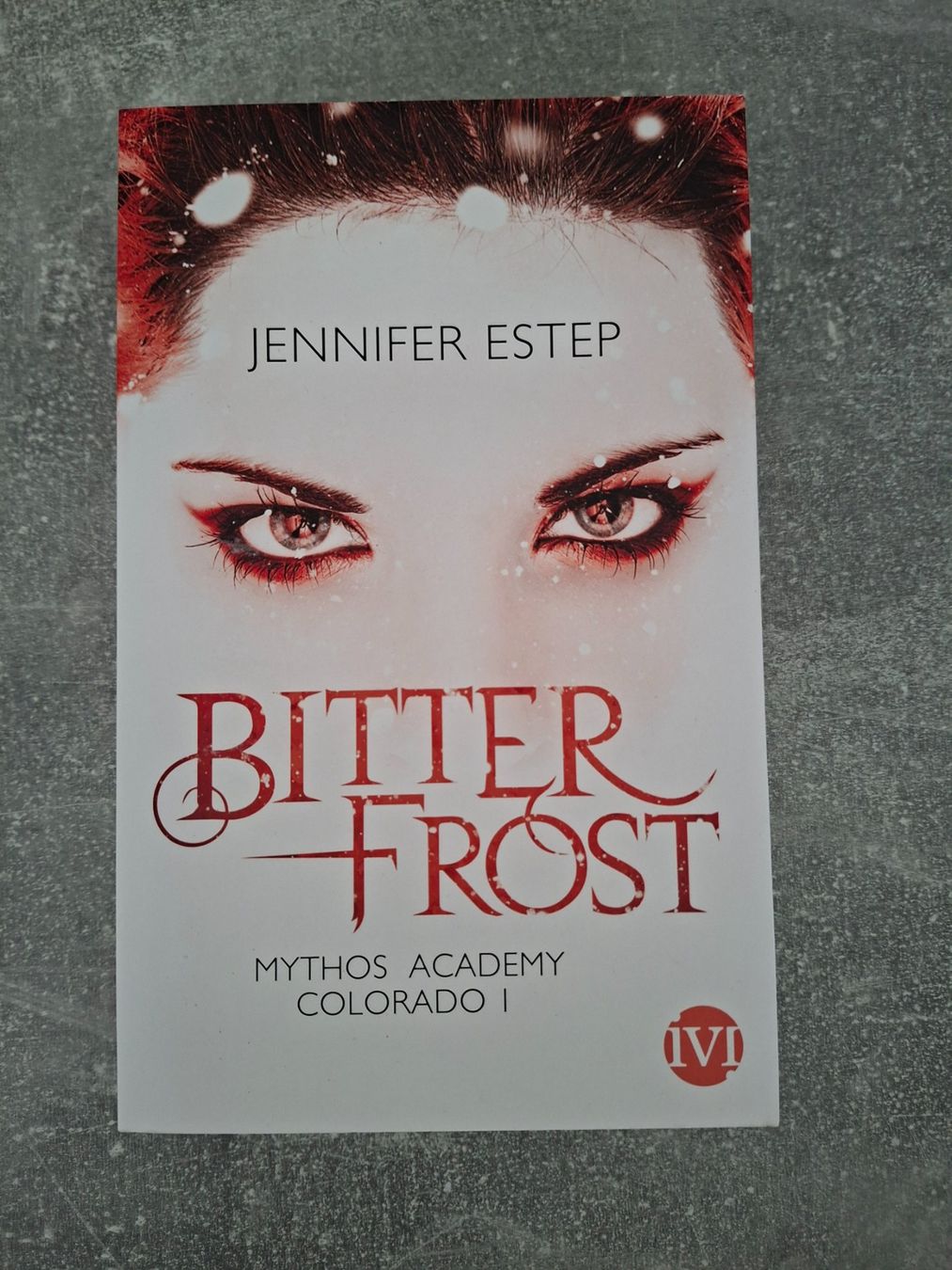 Libri: Jennifer Estep - Bitter Frost – Nuovo (secondo la descrizione) da Langenthal venduto da paesusan