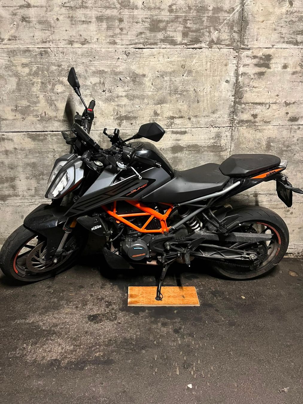 KTM Strada: KTM Duke 125cm³ DEFEKT! – Difettoso da Zollikofen venduto da Martindns
