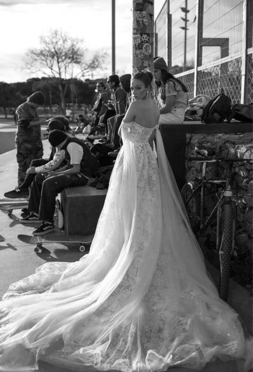 Vestiti: Brautkleid Wona Concept Gr. 36 – Nuovo (secondo la descrizione) da Brunnen venduto da Herzig-Brautmode 3