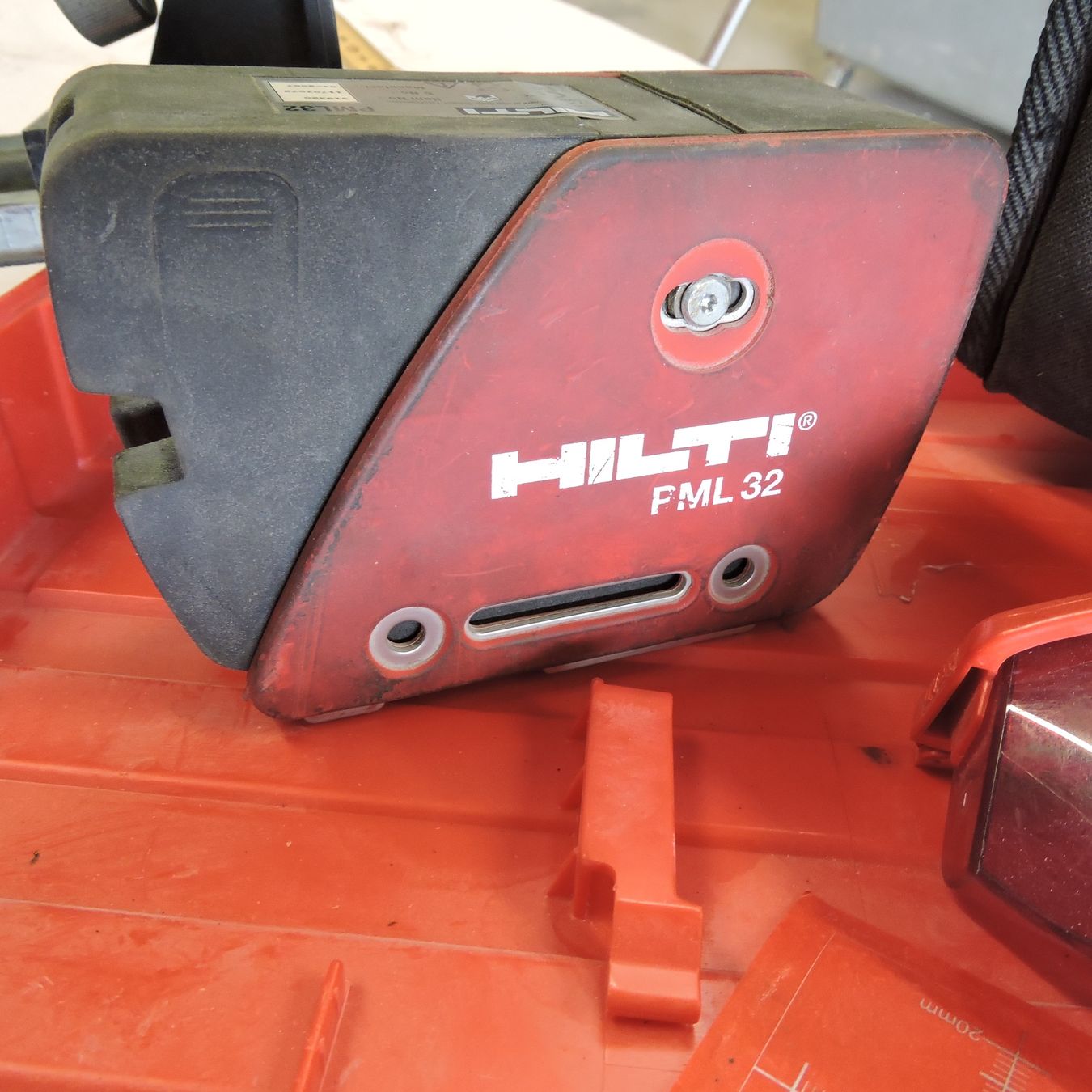 Hilti Misurare: Hilti Linien Laser – Usato da Meikirch venduto da rva_q8c7