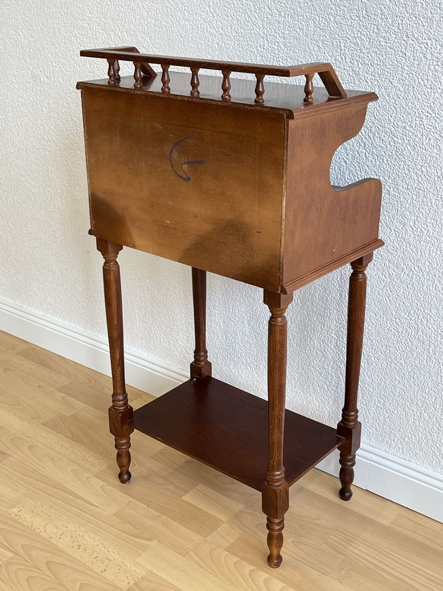 Tische: Vintage Telefontischli aus Holz – Gebraucht aus Horgen von Grizzly83 3