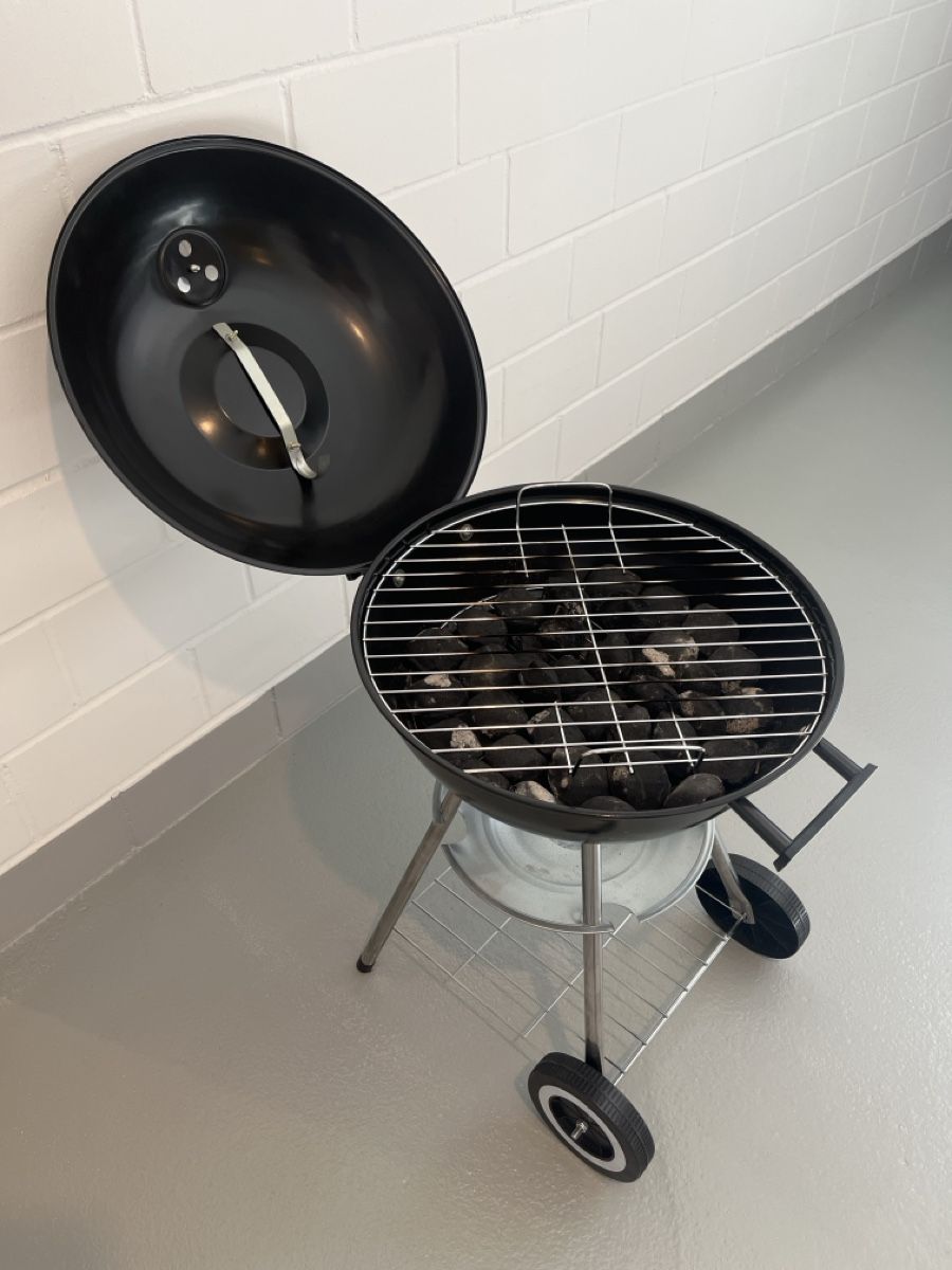 Grils: Holzkohlegrill Kugelgrill FYRA – Neuf (Voir description) à Wangen b. Olten par break72 4