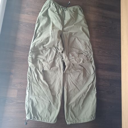 Hose H&M Cargohose  grün Gr.XXS 155/60A