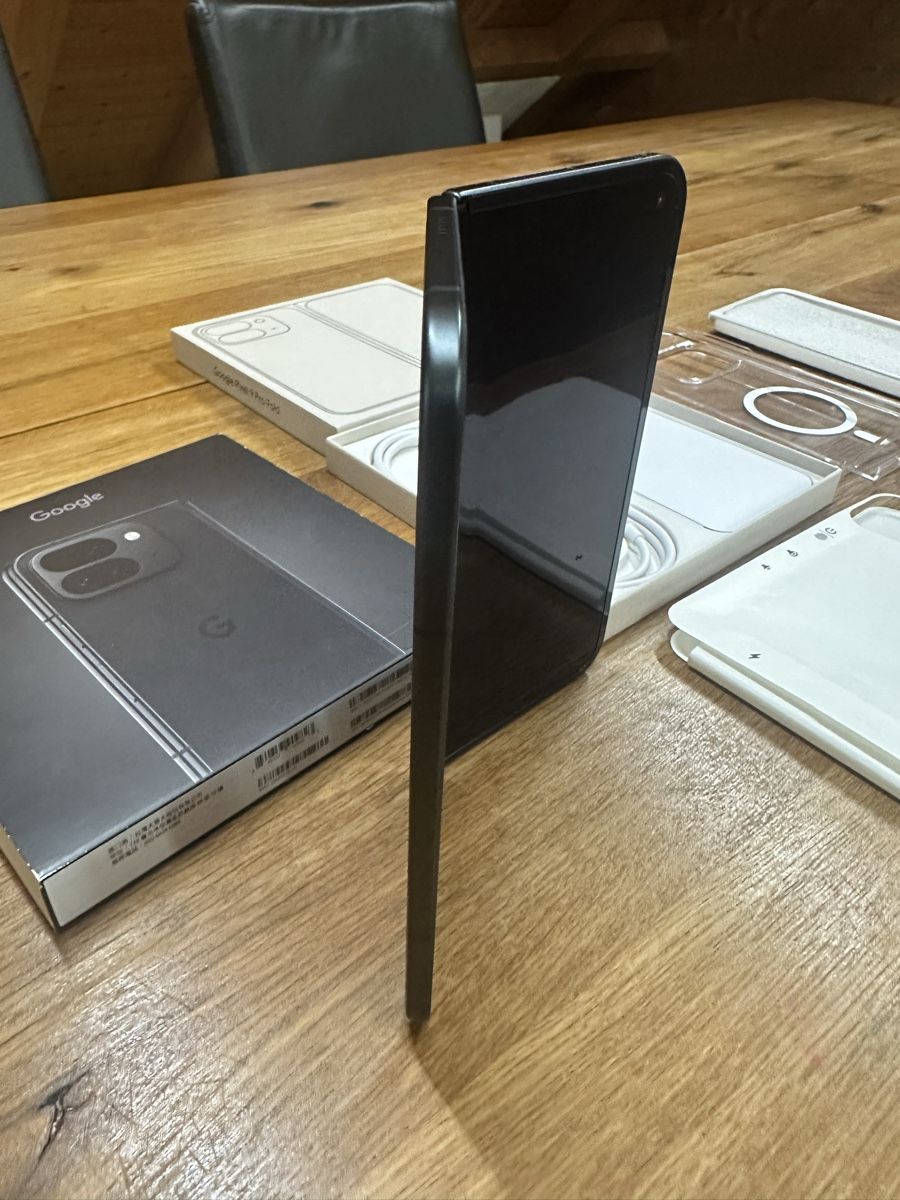 Google Handys / Smartphones: Google Pixel 9 Pro Fold mit Graphen OS – Neu (gemäss Beschreibung) aus Necker von aschi83 5