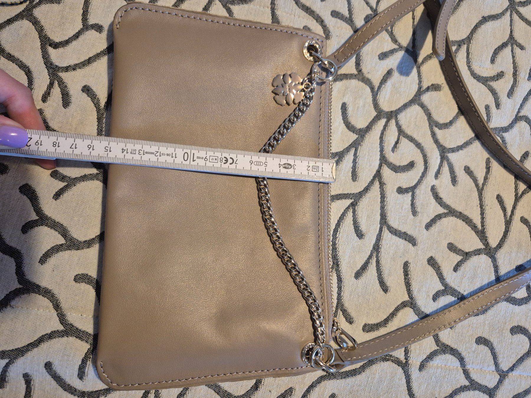Altro in  Abbigliamento & Accessori: pochette TOUS – Nuovo (secondo la descrizione) da St-Pierre-Clages venduto da _RV 4