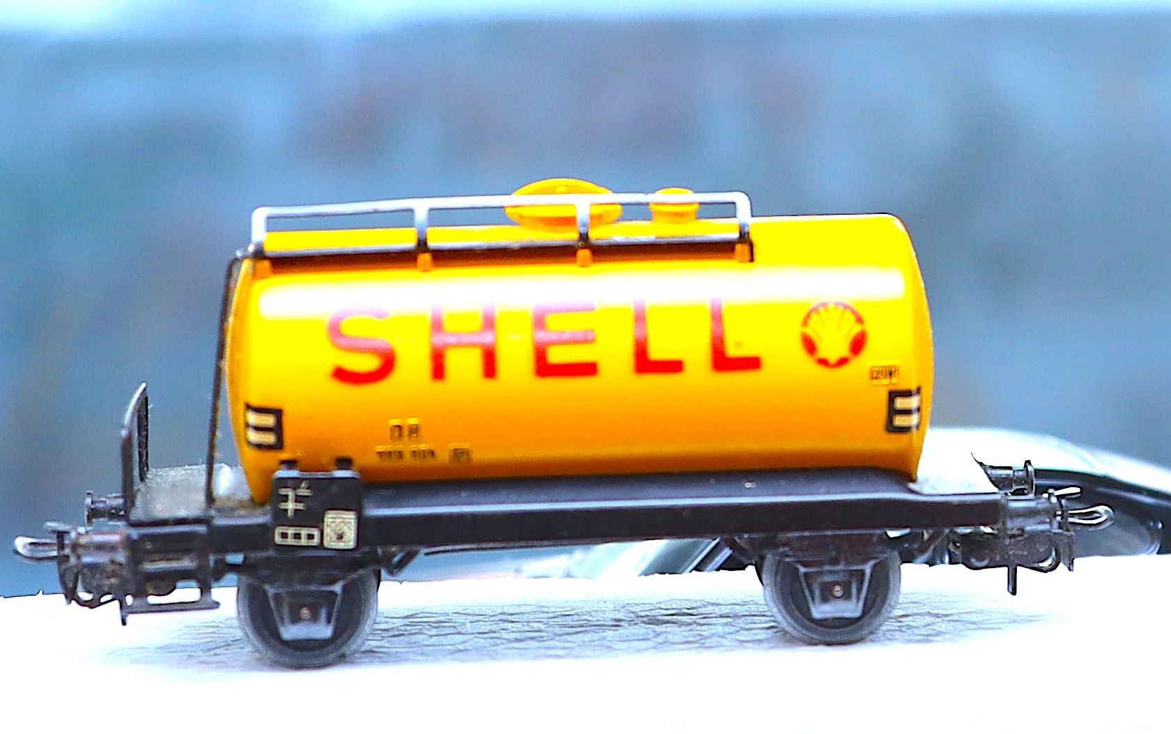 Märklin Modelleisenbahnen: Märklin 4503 Kesselwagen SHELL – Neu (gemäss Beschreibung) aus Ipsach von locky55