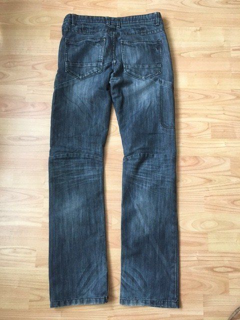 Pantaloni: Lässige, blaue Jeans. Grösse 164 – Usato da Brugg AG venduto da Biomaga 2