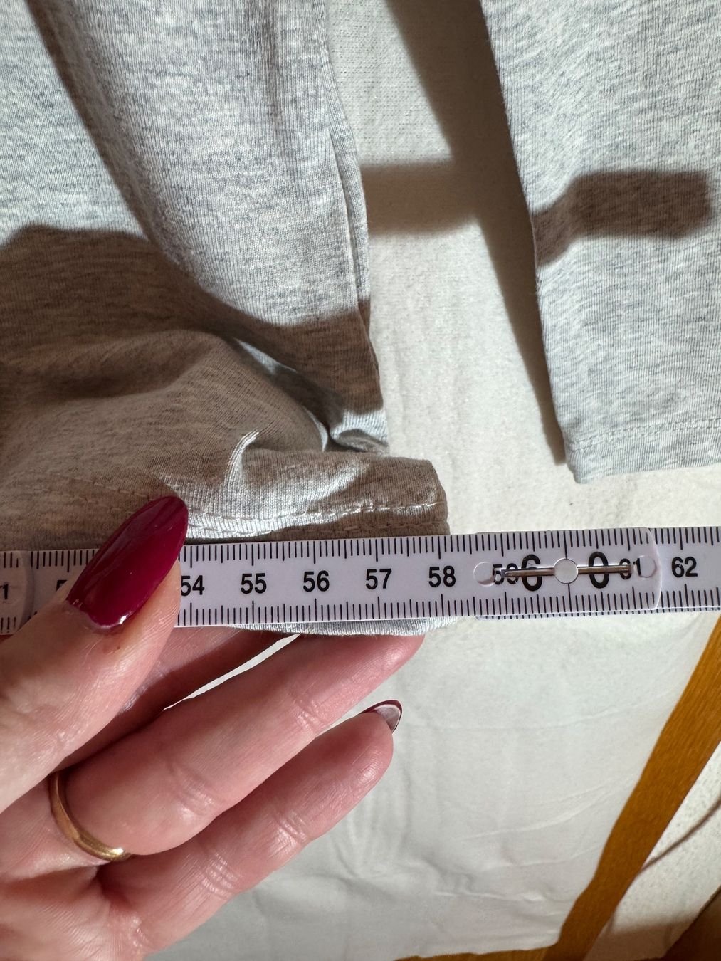 C&A T-shirt: Hellgraues Langarm Shirt, Basic von C&A Gr. XL – Usato da Grosswangen venduto da second_hand_dress 5