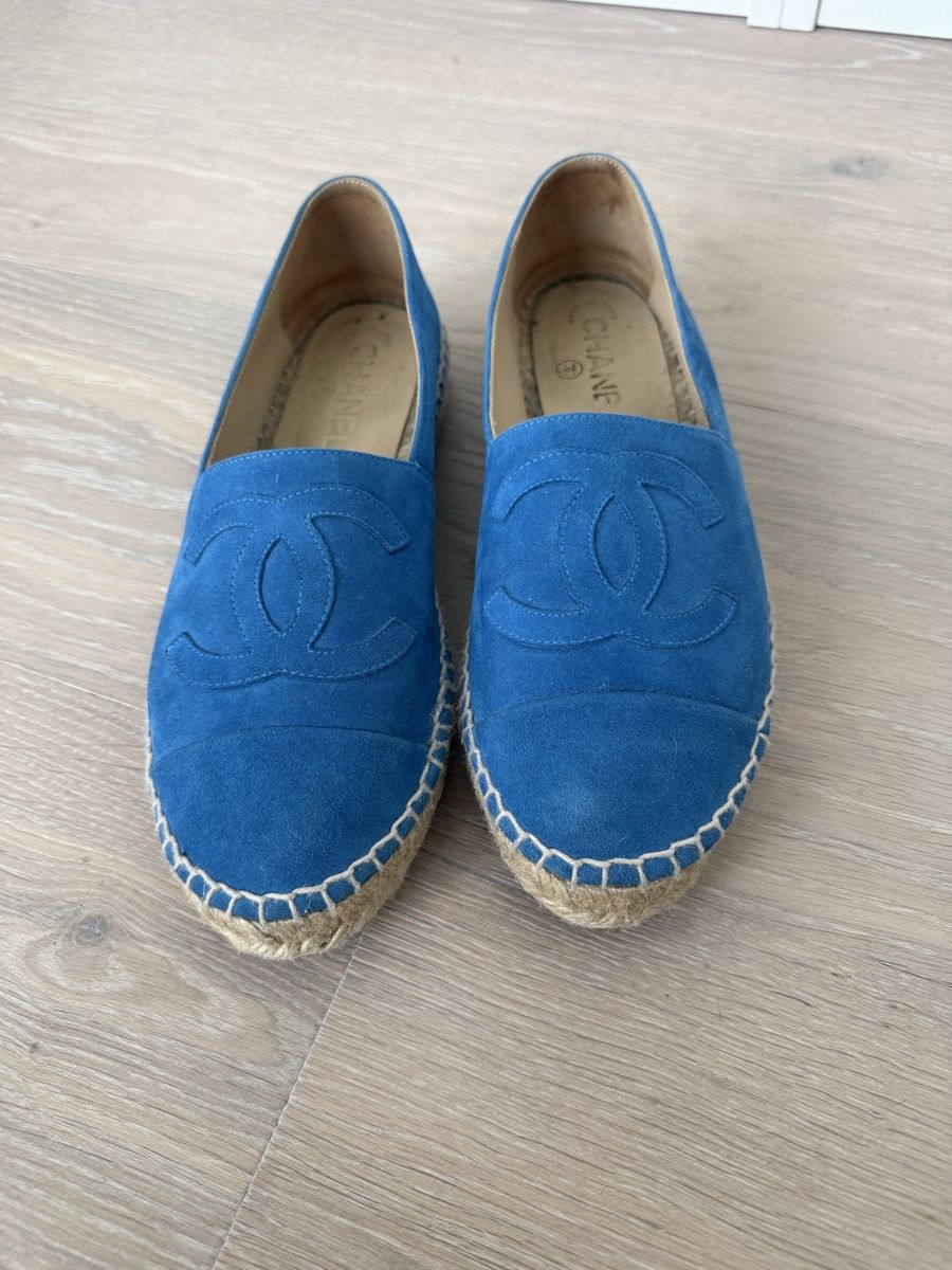 Chanel Chaussures femmes: Chanel Suede Espadrilles, Size 38 💙 – D'occasion à Zug par Beolingus22