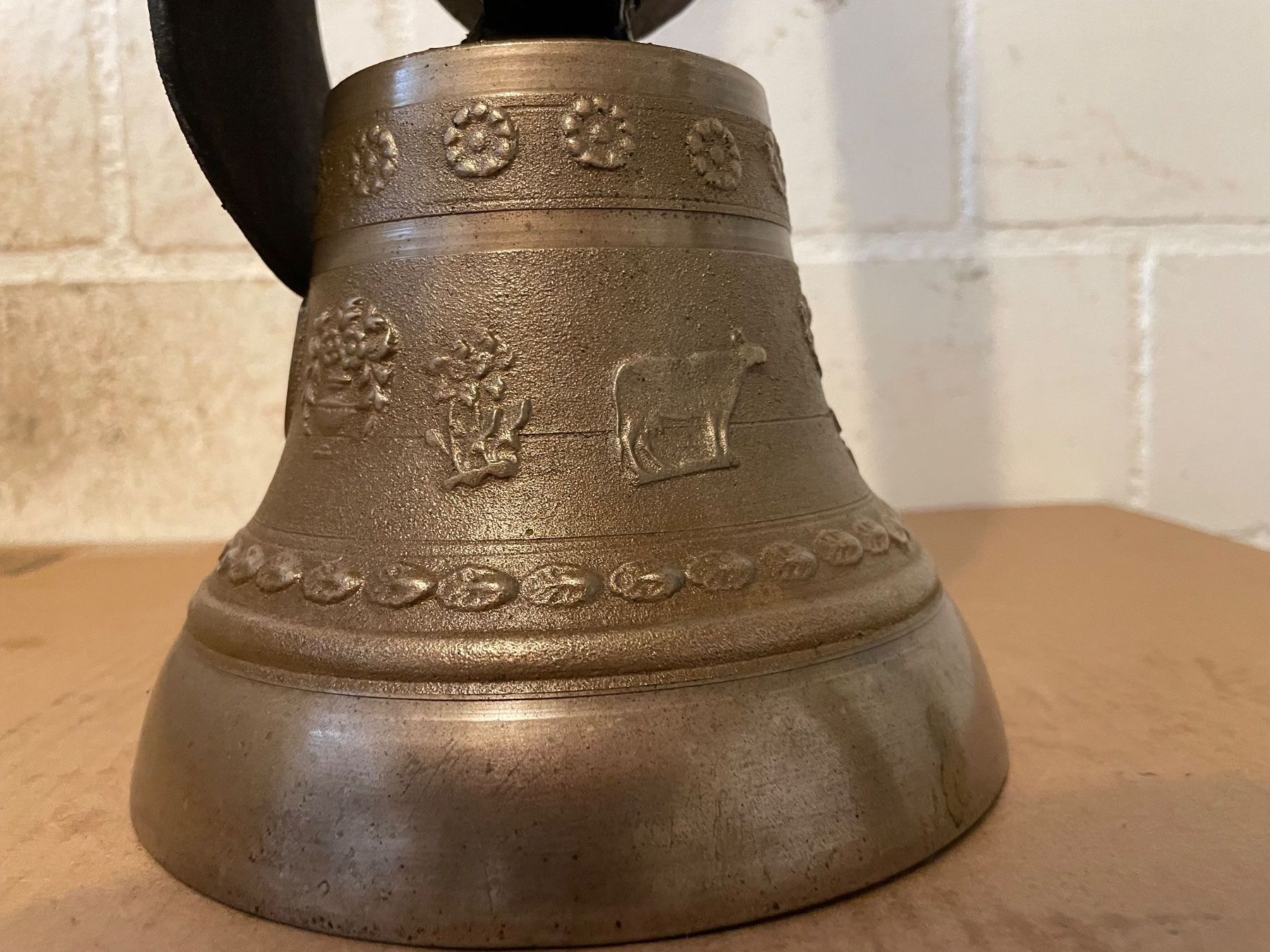 Glocken & Treicheln: Alte Berger - Becherglocke ab 1.00 Fr. – Gebraucht aus Birrhard von magisto52 4