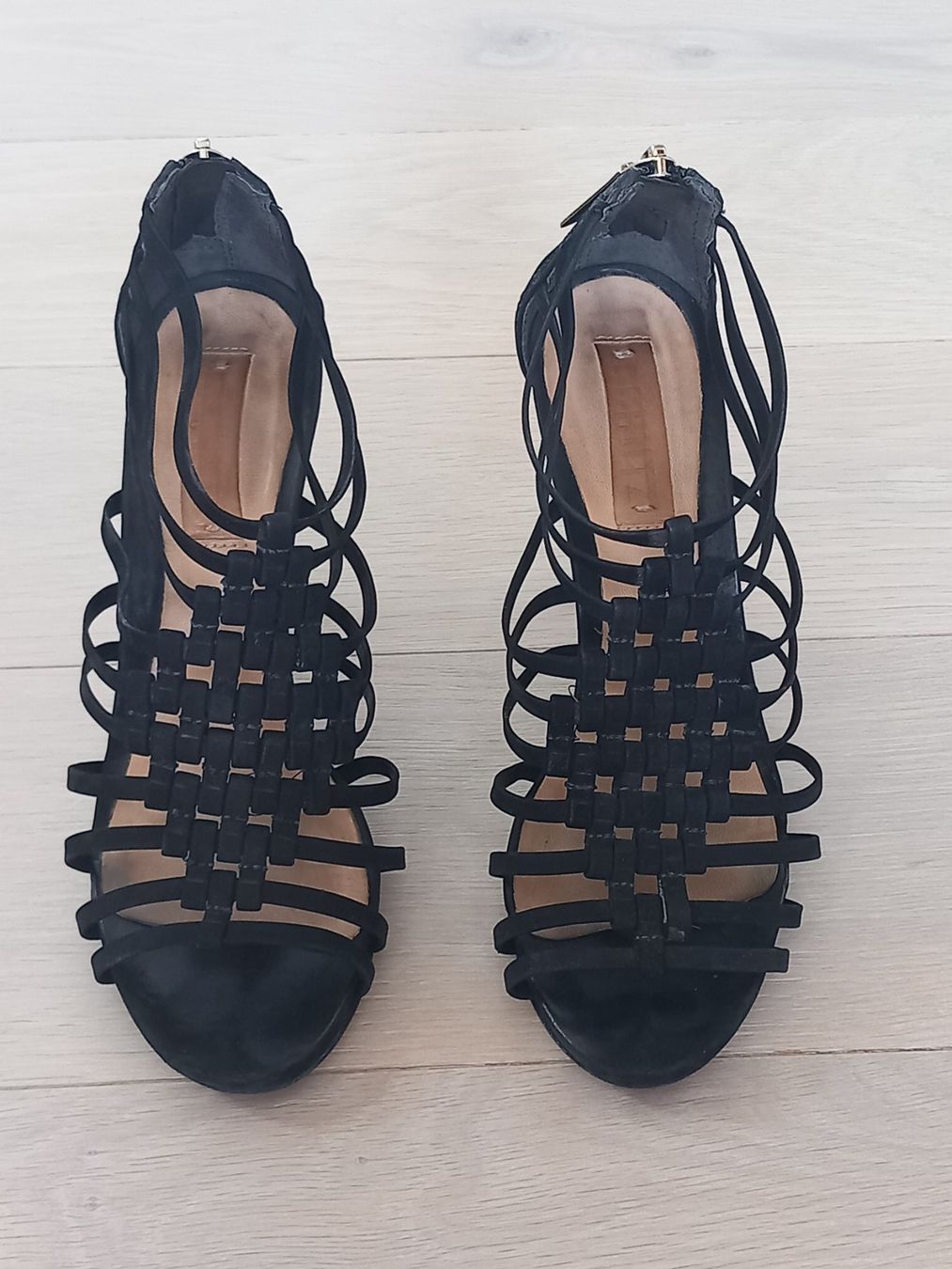 Damenschuhe: Stiletto en nubuck noir T.38 – Gebraucht aus Troinex von awh_m65m 1