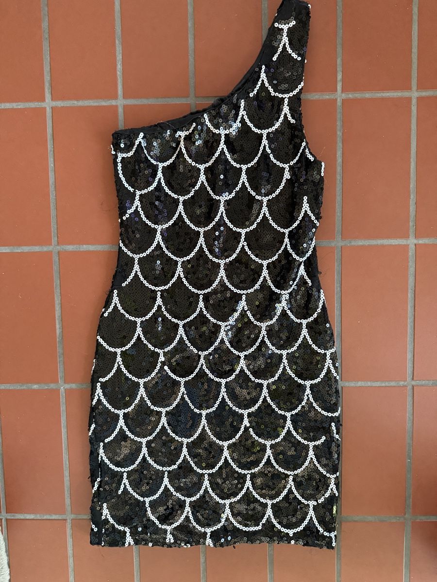 Vestiti: Pajetten Kleid XS – Usato da Zürich venduto da JOD213