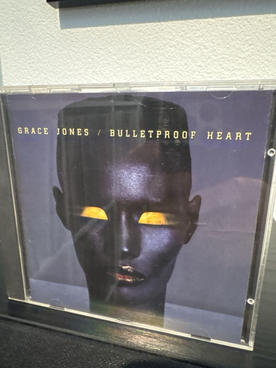 CD: Grace Jones - Bulletproof Heart - CD – Usato da Oberglatt ZH venduto da Incredibles