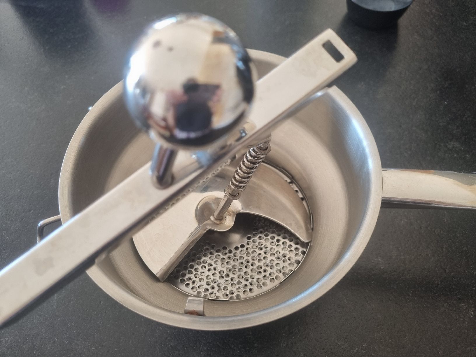 Elettrodomestici da cucina: Potato Masher Manual – Nuovo (secondo la descrizione) da Le Locle venduto da vri_c59x