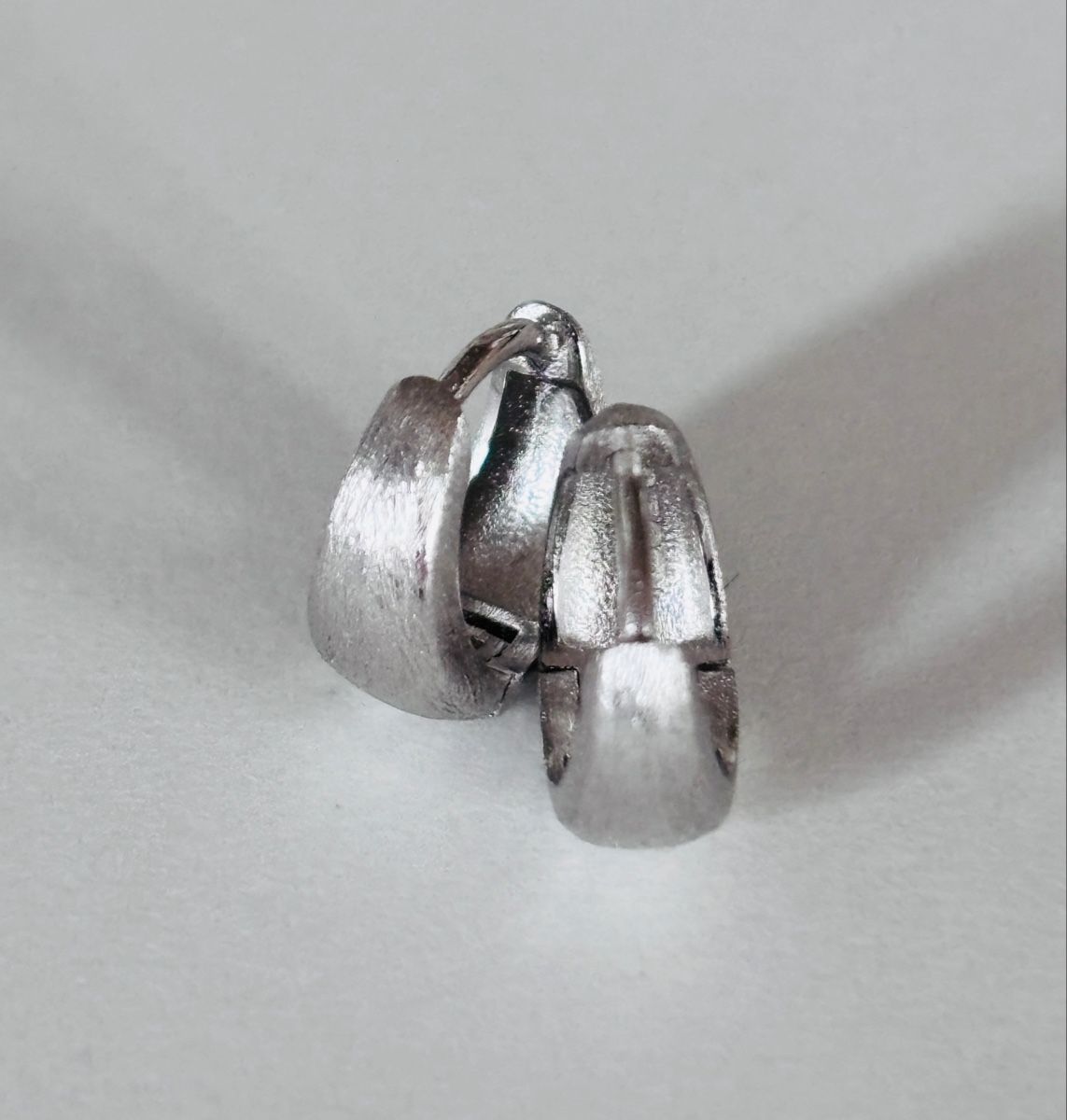 Orecchini pendenti & Orecchini a lobo: Small  7 mm size Earrings. Huggies style . 925 Silver – Nuovo (secondo la descrizione) da Dübendorf venduto da S1973E 3
