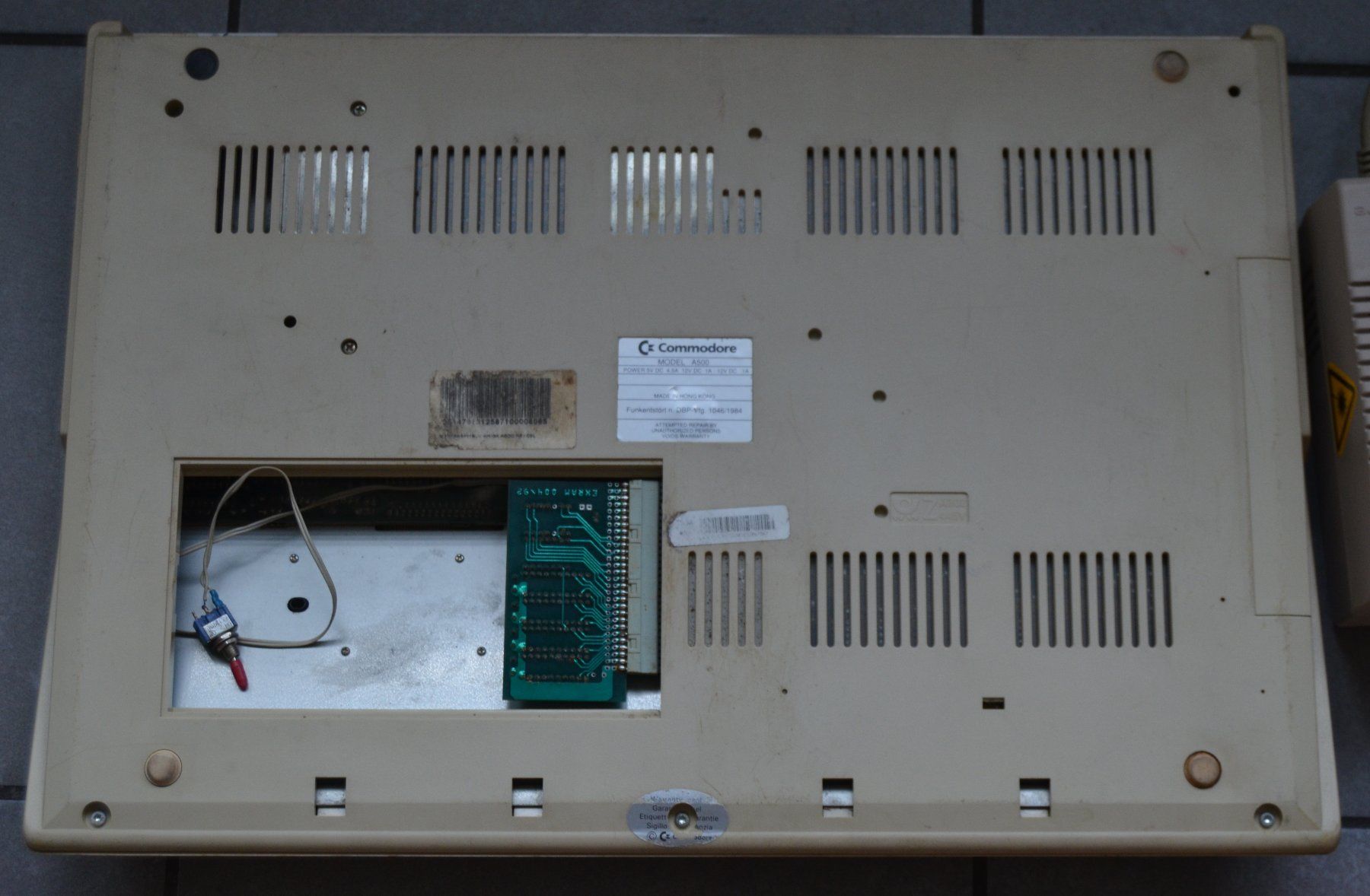 Commodore PC: Amiga Commodore A-500 – Difettoso da Collonges venduto da arashee 3