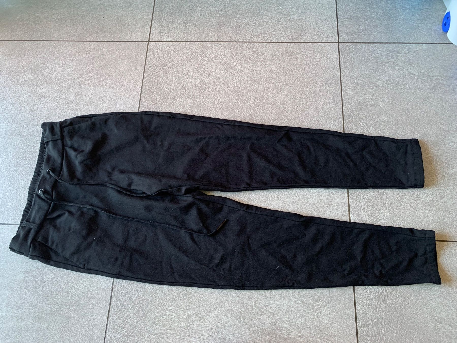 Hosen: Pantalon noir Chicorée Jersey gr. XS – Neu (gemäss Beschreibung) aus Arbedo von nadia1973