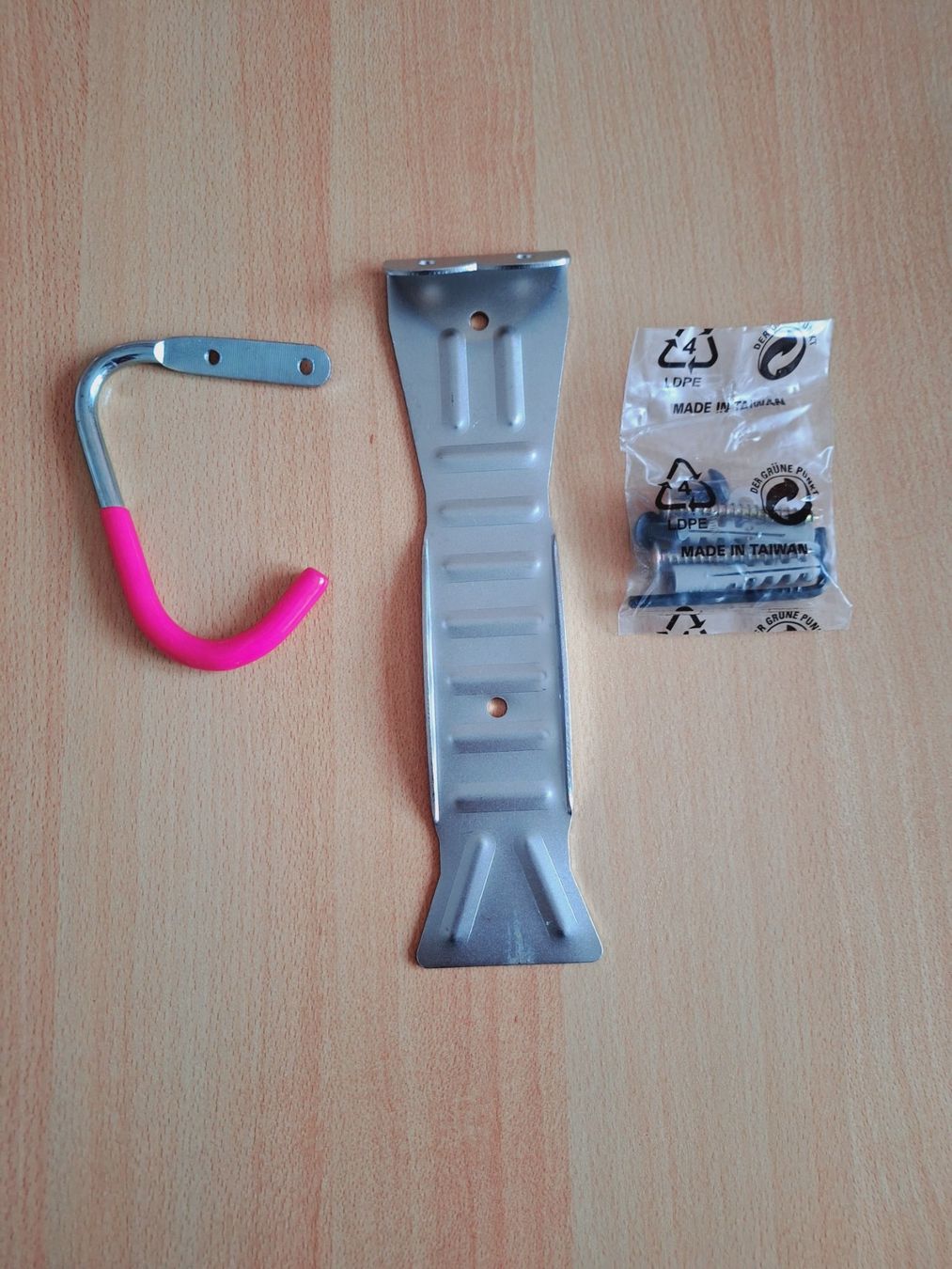 Supporti per biciclette: Velo-Wandhalter – Nuovo e nell'imballaggio originale da Bülach venduto da blackhawk21
