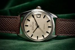 Universal Geneve - Polerouter Date Ref. 869115 / 05