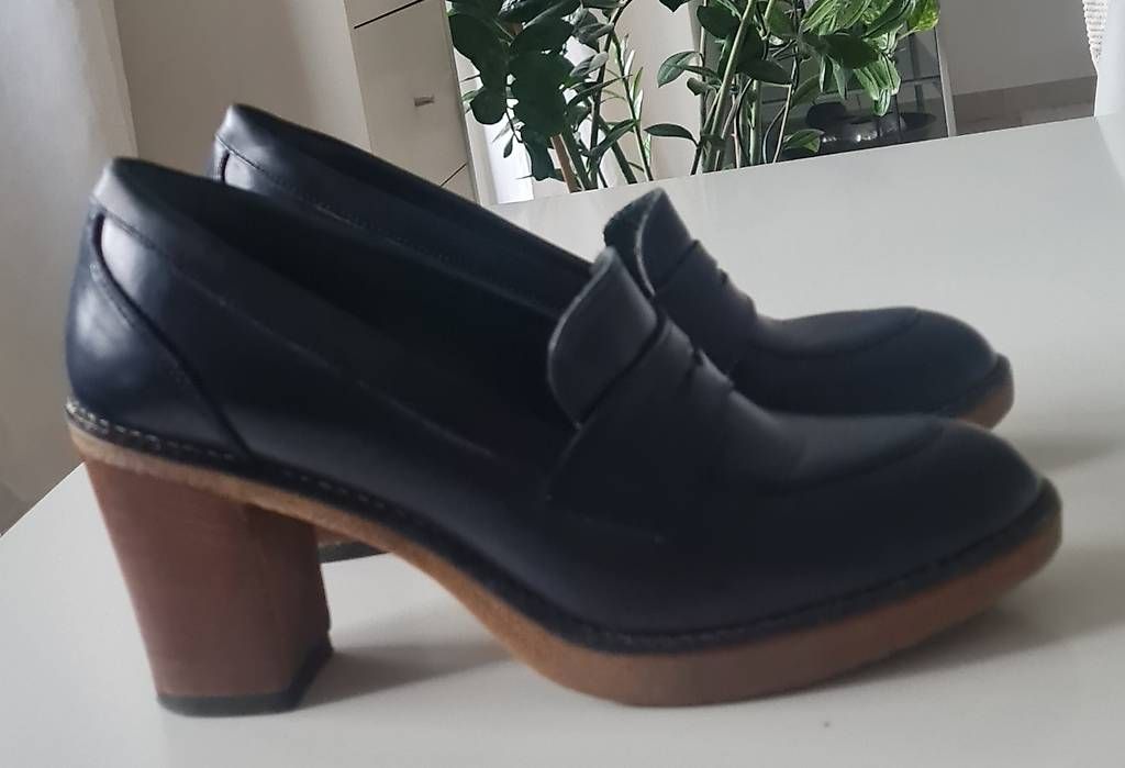 Scarpe da donna: Pumps Tommy Hilfiger Leder blau 38 – Usato da Kreuzlingen venduto da vir_thb7 4