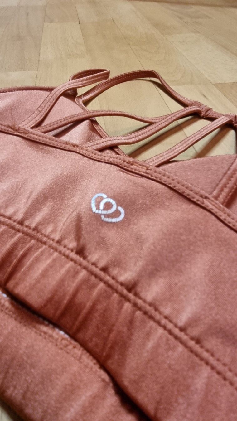 Tops: 🌺BH Größe S 🌺 – Gebraucht aus Wald ZH von CapLux 2