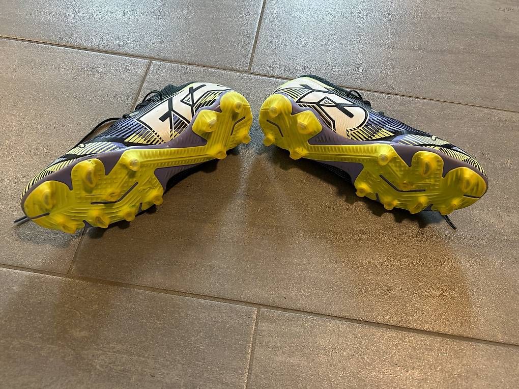 Scarpe per ragazzi: Fussballschuhe Puma Future, Gr. 38 – Usato da Thalheim an der Thur venduto da Iselisberger 3