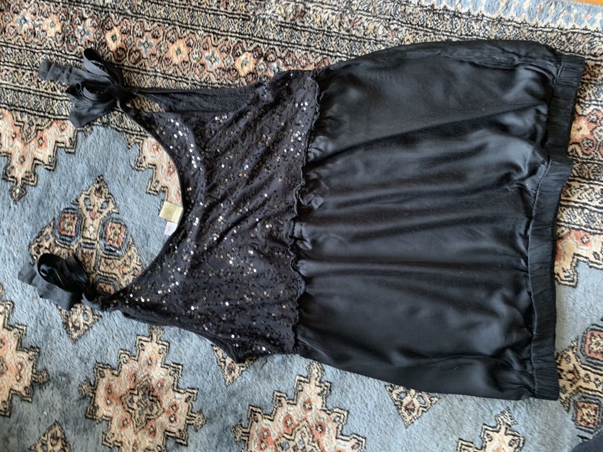 Top: FUTUREMOM schwarz top gr M – Usato da Gutenswil venduto da Bregenzer8610 4