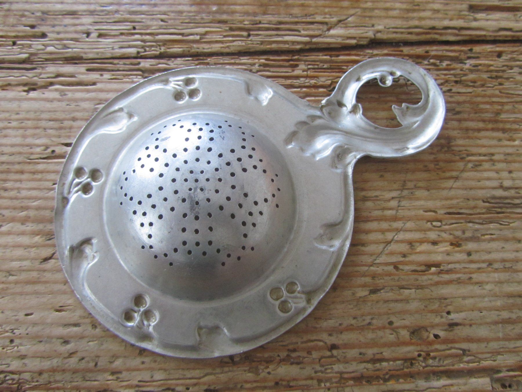 Elettrodomestici da cucina: Antikes Teesieb, Jugendstil – Usato da Seengen venduto da mikelele 2