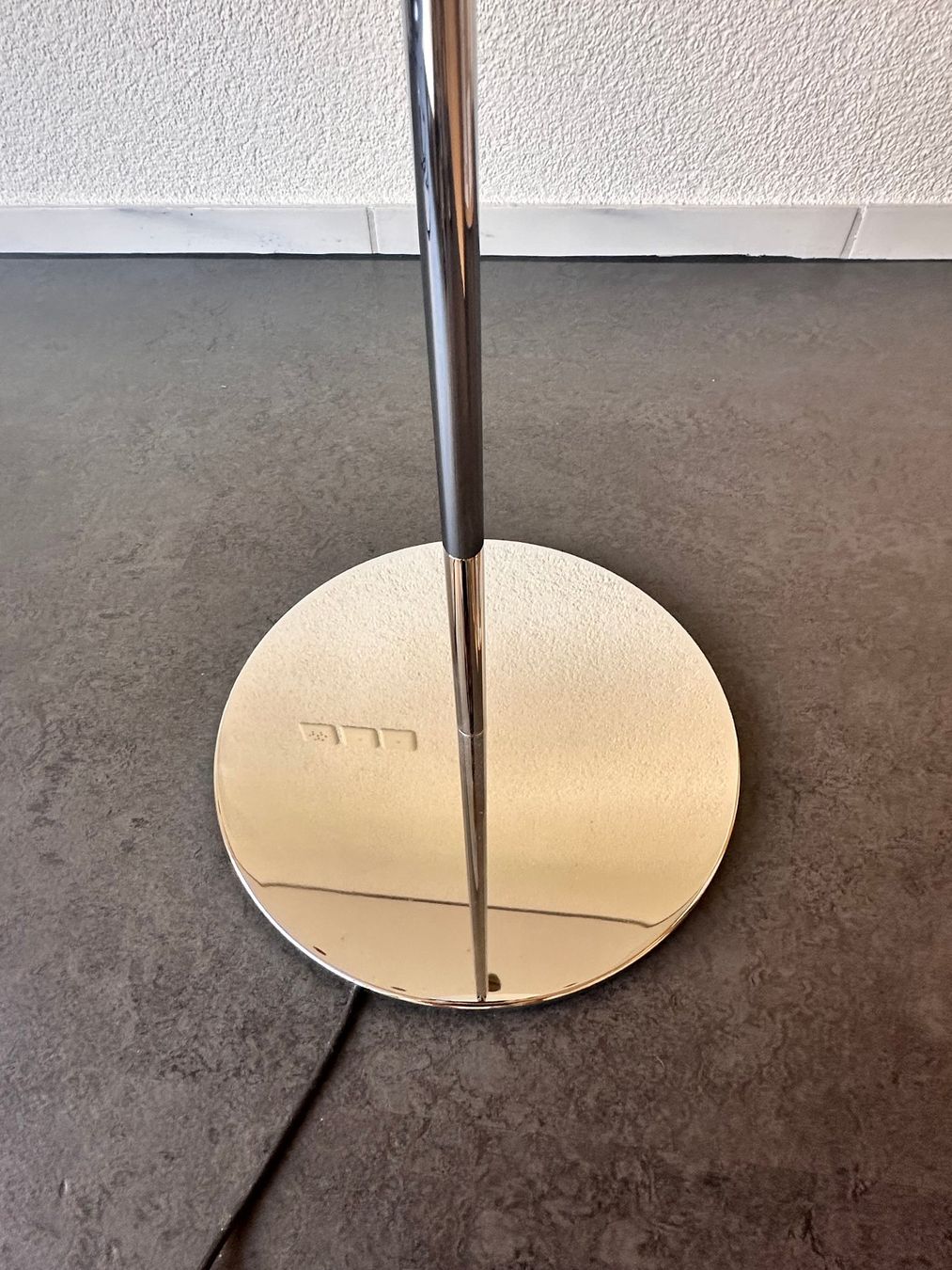 Belux Lampen: LED Stehleuchte Classic von Belux – Neu (gemäss Beschreibung) aus Suhr von leuchtenshop 5