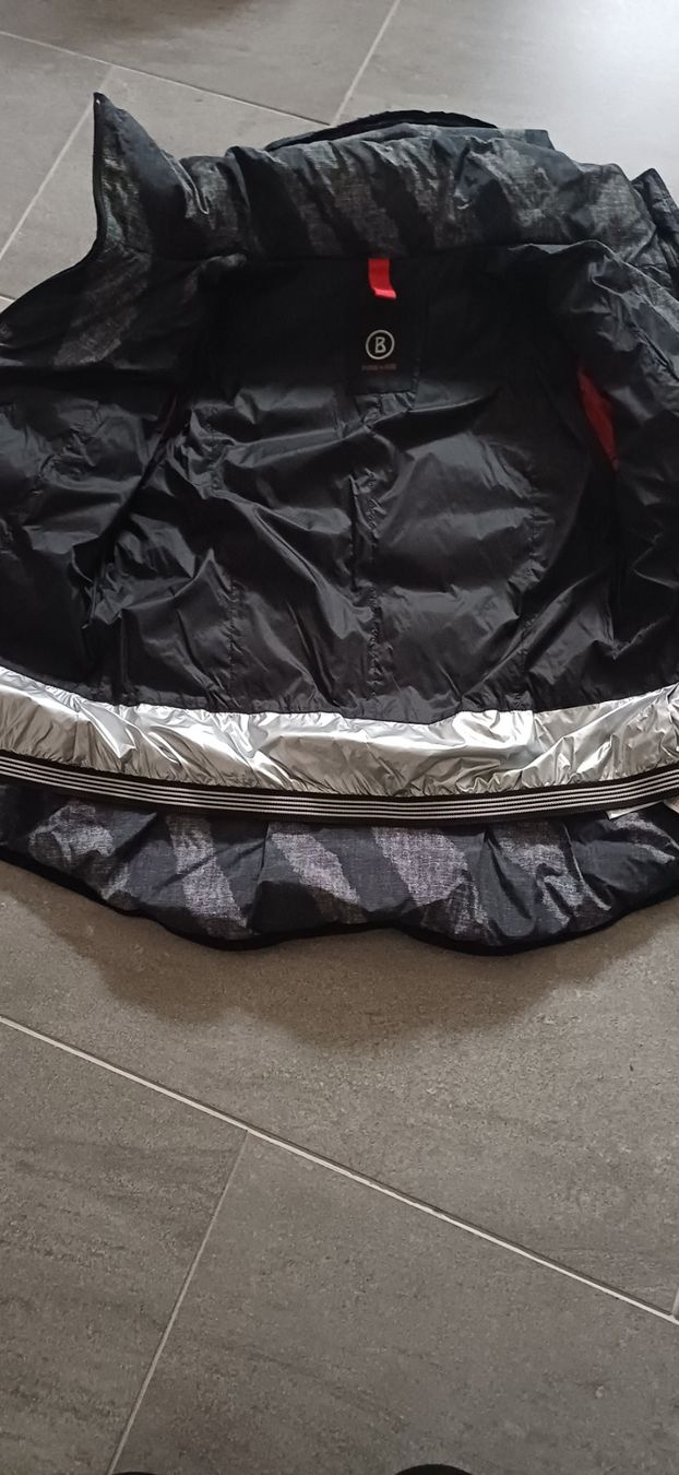 Bogner Jacken: Bogner Daunenjacke grau schwarz gemustert – Gebraucht aus Grüt (Gossau ZH) von gabygo4 2