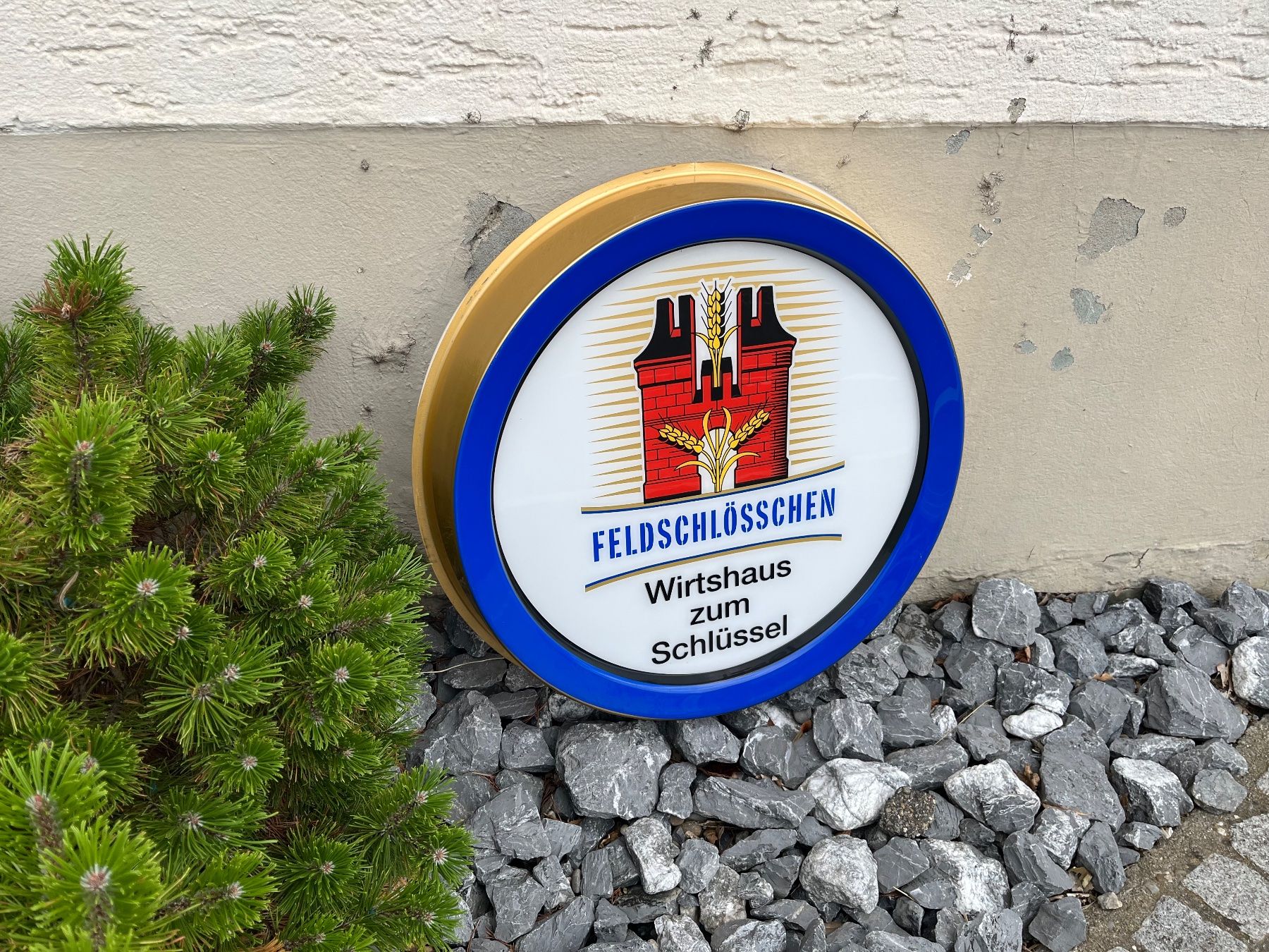 Feldschlösschen Insegne: Feldschlösschen - Leuchtreklame-Schild – Usato da Erlinsbach venduto da Stu-ff 1