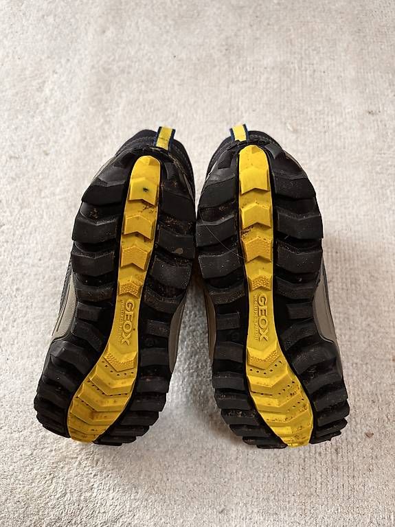 Damenschuhe: Schuhe - Gr 37 – Gebraucht aus Zürich von camikaze