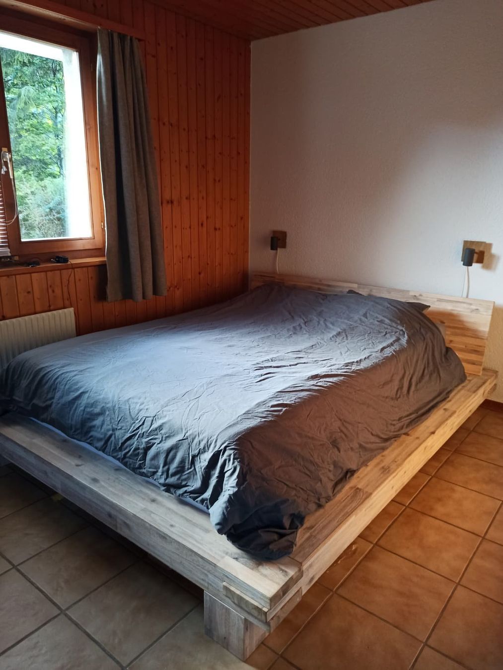 Letti: Lit 2 places / Lit double 160x200 cm en bois – Usato da Schwarzsee venduto da lorenzo_di_martino 1