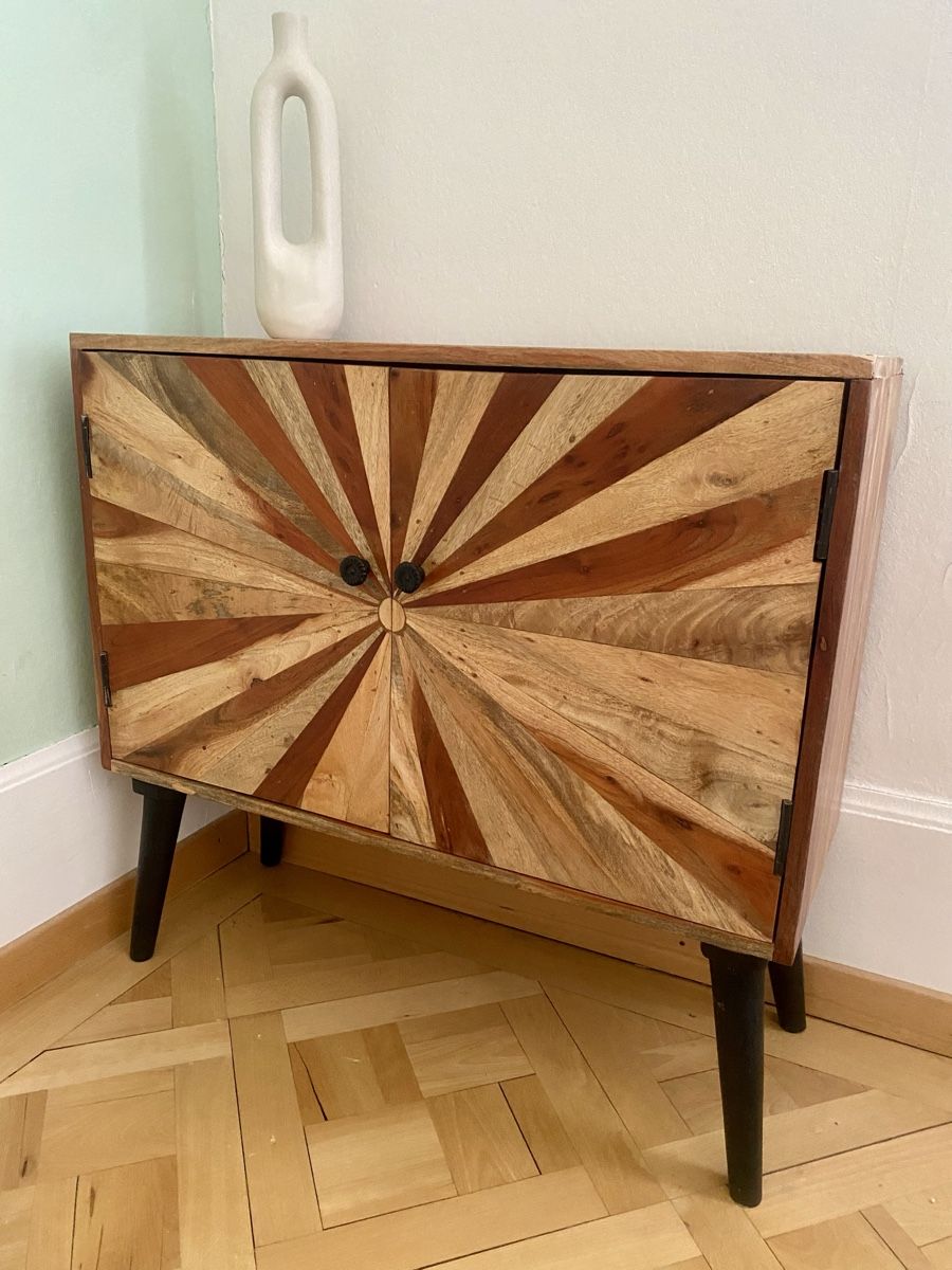Credenze: RUSTIC WOODEN SIDEBOARD – Usato da Bern venduto da alexjop