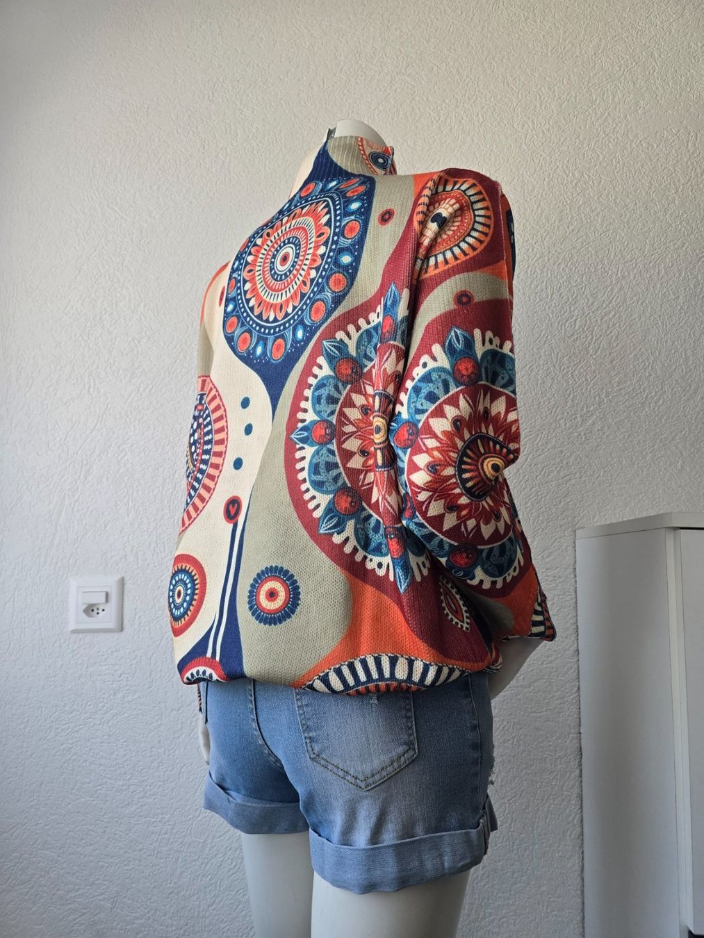 Pulls & Sweat-shirts: Pull  MENDALA T-M NEUF – Neuf avec emballage d'origine à Les Verrières par kitel79 9