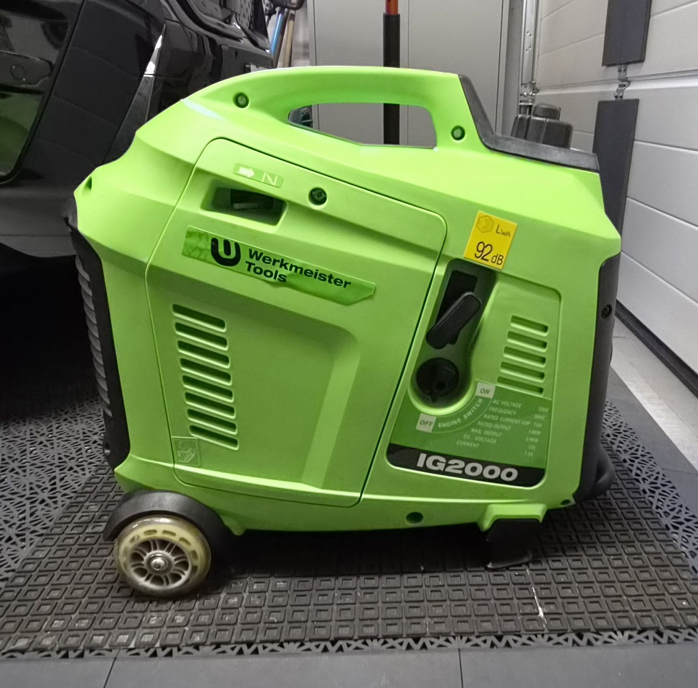 Generatori di corrente: Generator Inverter Stromerzeuger Werkmeister Tools IG2000 – Usato da Rupperswil venduto da Netstream
