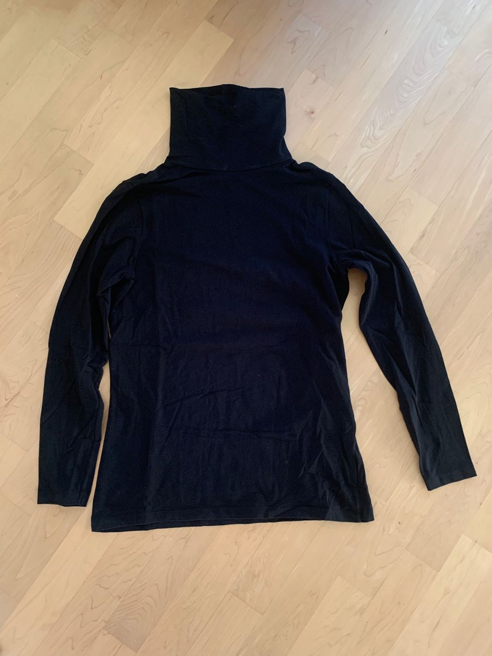 Maglioni & Felpe: Rollkragenpullover – Usato da Ennetbaden venduto da usemiste