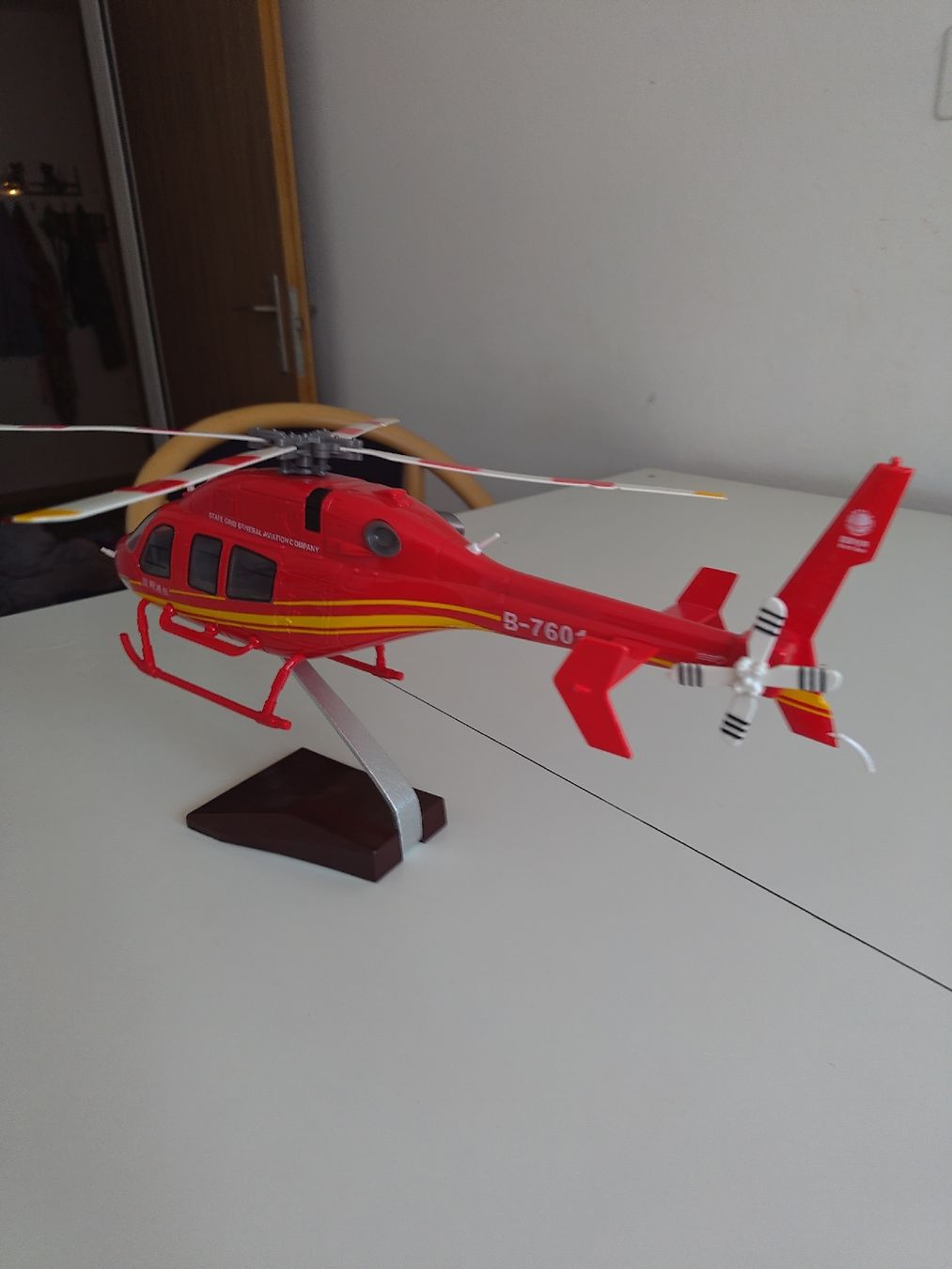 Kit di modellismo & Modellini statici: Bell 429 1:32 – Nuovo (secondo la descrizione) da Raron venduto da hochheiliger 2