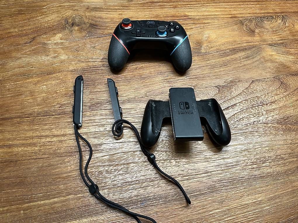 Nintendo Console: Nintendo Switch e accessori – Usato da Pura venduto da videodrome 3
