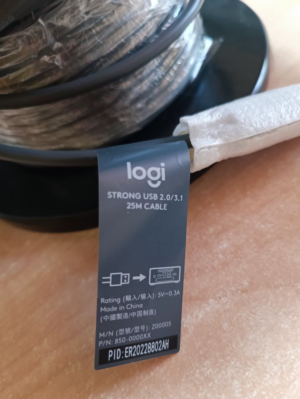 Logitech Cavi: Logitech Strong CableUSB-A auf USB-C 3.1 Kabel, 25M, Schwarz – Nuovo (secondo la descrizione) da Zürich venduto da schafi1980 1