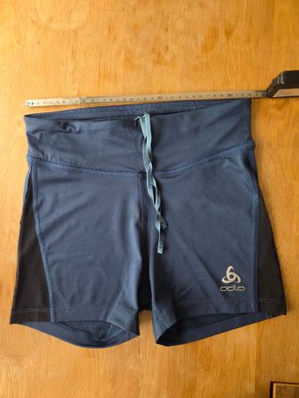 Odlo Damen Essentials Mesh Shorts Grösse S