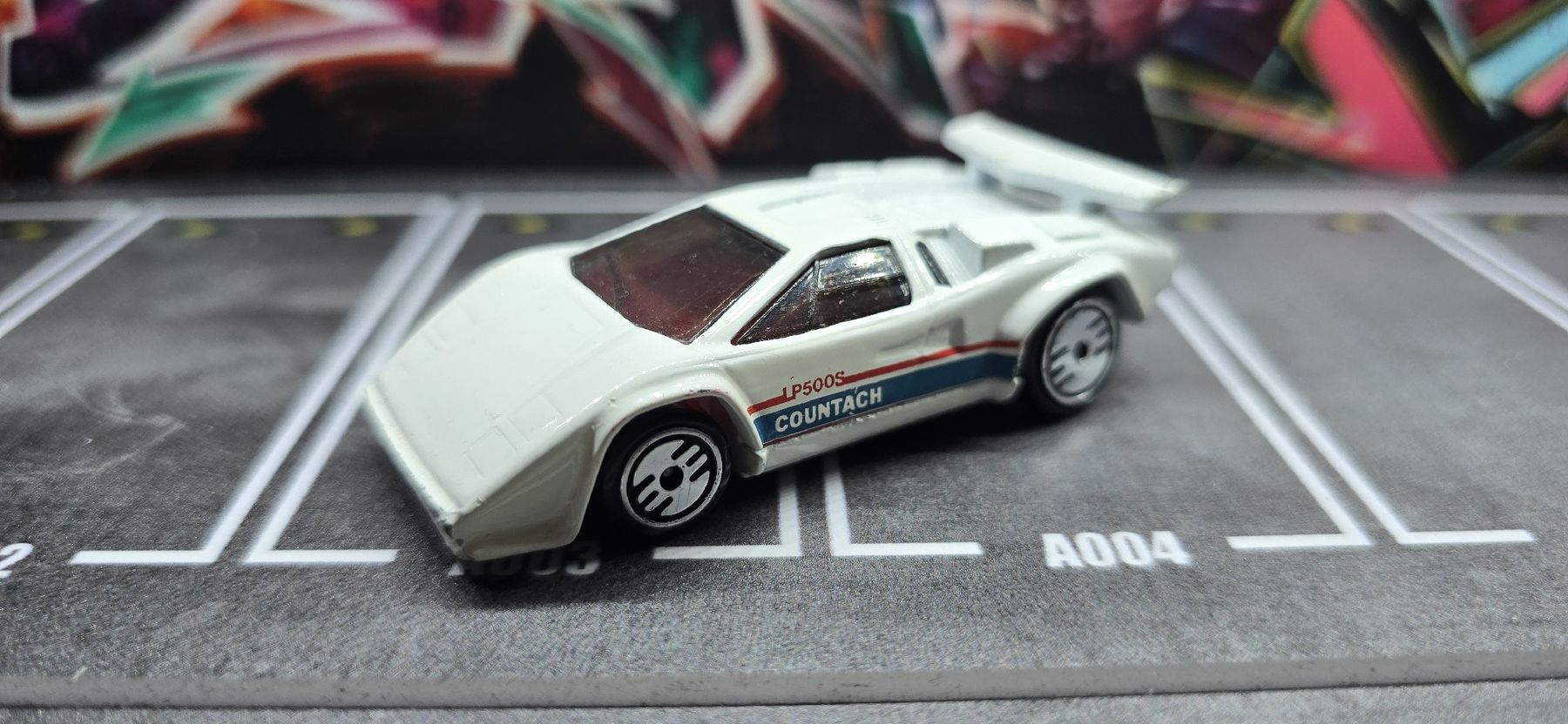 Hot Wheels Modellini d'auto: Hot Wheels Lamborghini – Usato da Frauenfeld venduto da ufo_yk6c