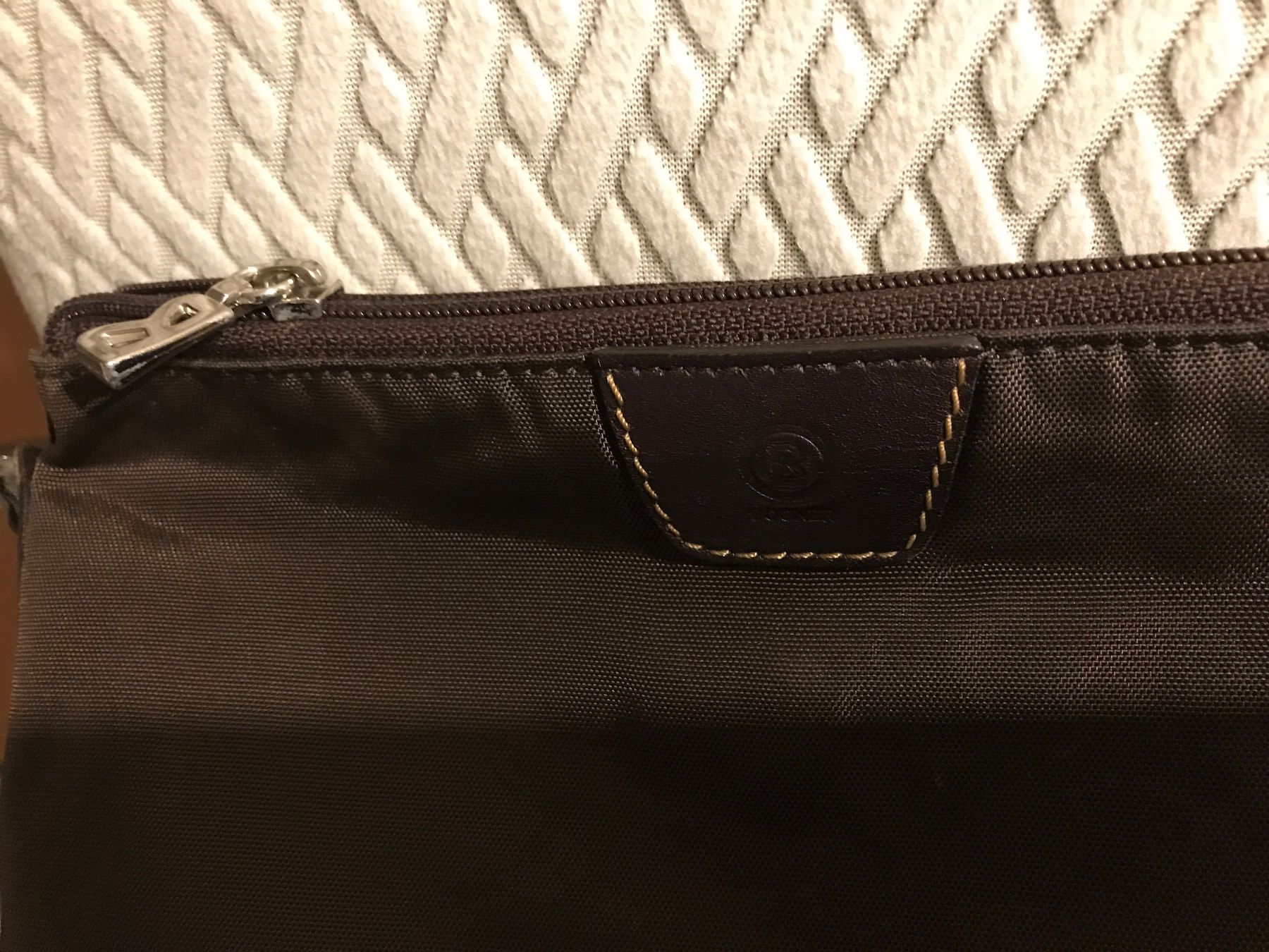 Bogner Borse: Bogner Umhängetasche, dunkel braun – Usato da Wettingen venduto da Andres54 1