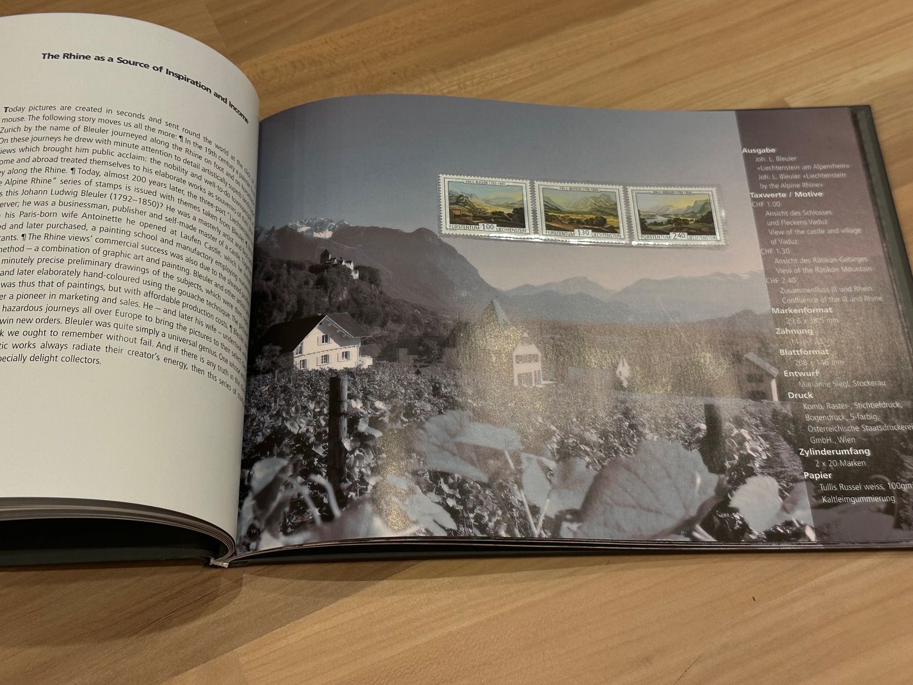 Tutti i francobolli: Philatelie Liechtenstein Jahrbuch 2007 – Usato da Triesen venduto da zeysel 3