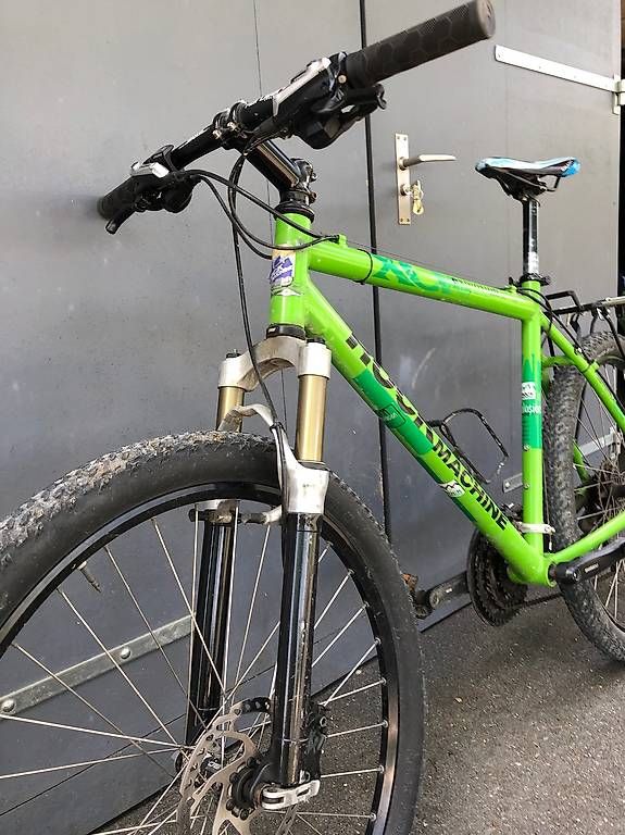 Rock Machine Velos: Rock Machine Explosion Mountainbike 26" – Gebraucht aus Zug von Stuhl 1