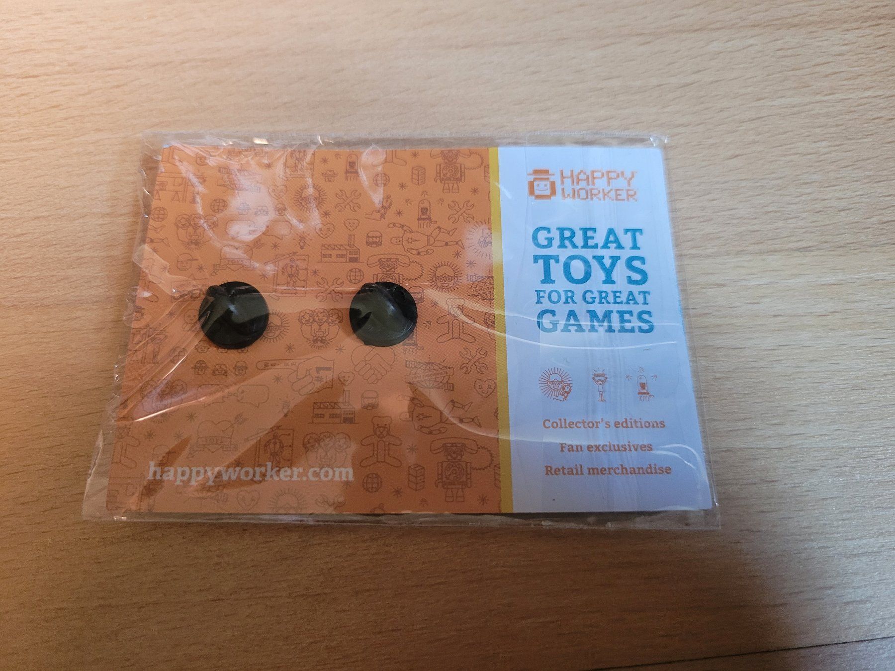 Placchette & Badge: Gamescom 2019: Pin - Gamer - Controller - Happy Worker Pin – Nuovo e nell'imballaggio originale da Seuzach venduto da Larssson 1