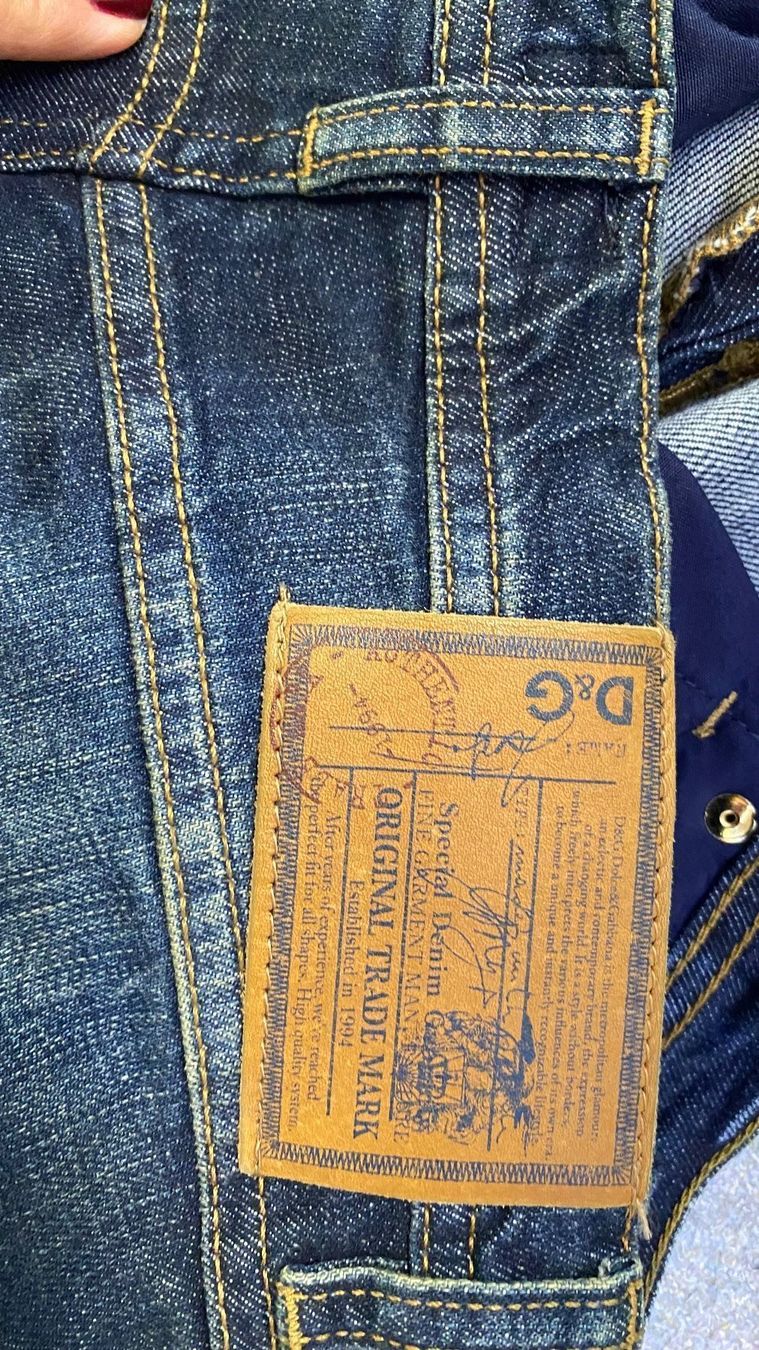 Dolce & Gabbana Jeans: Dolce & Gabbana Jeans Neu, Ladenpreis 325.- – Neu und originalverpackt aus Lachen SZ von HelvetiaLuxury 2