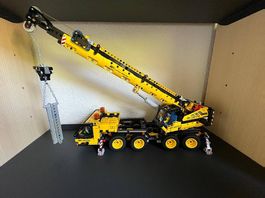 La grue mobile Lego technique