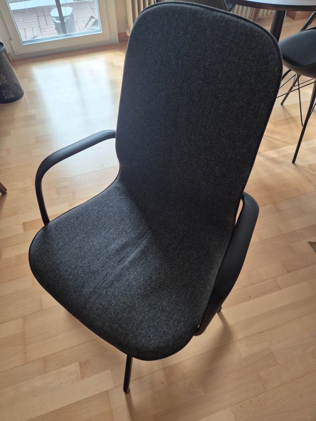 Ikea Stühle: Ikea LANGFJÄLL Bürostuhl – Gebraucht aus Zürich von Meiki8 1