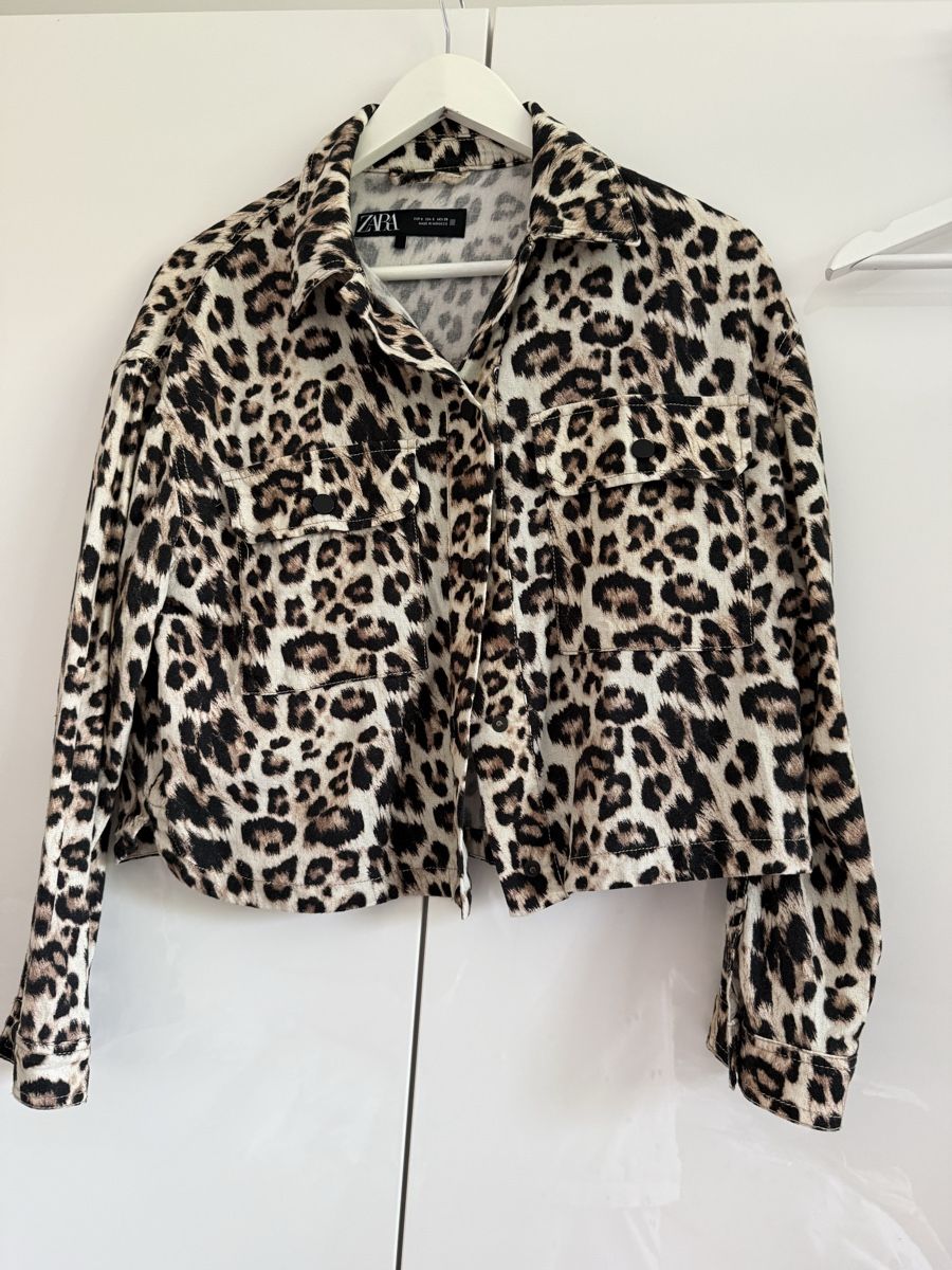 Zara Blusen: Zara Damen Bluse Jacke Leo Neu – Neu (gemäss Beschreibung) aus Urdorf von Antonella84